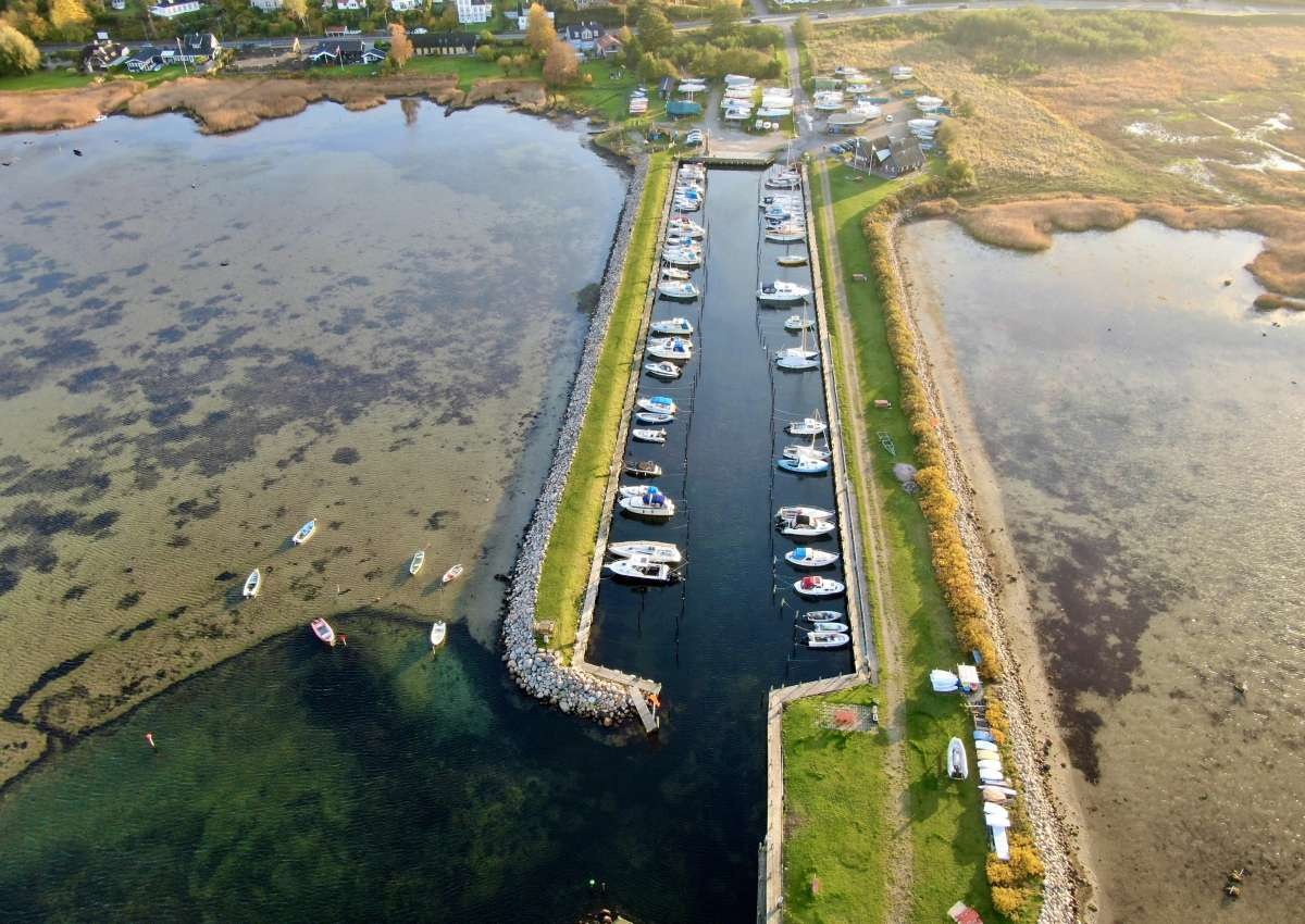 Kignæs Havn (Neder Dråby) - Jachthaven in de buurt van Jægerspris