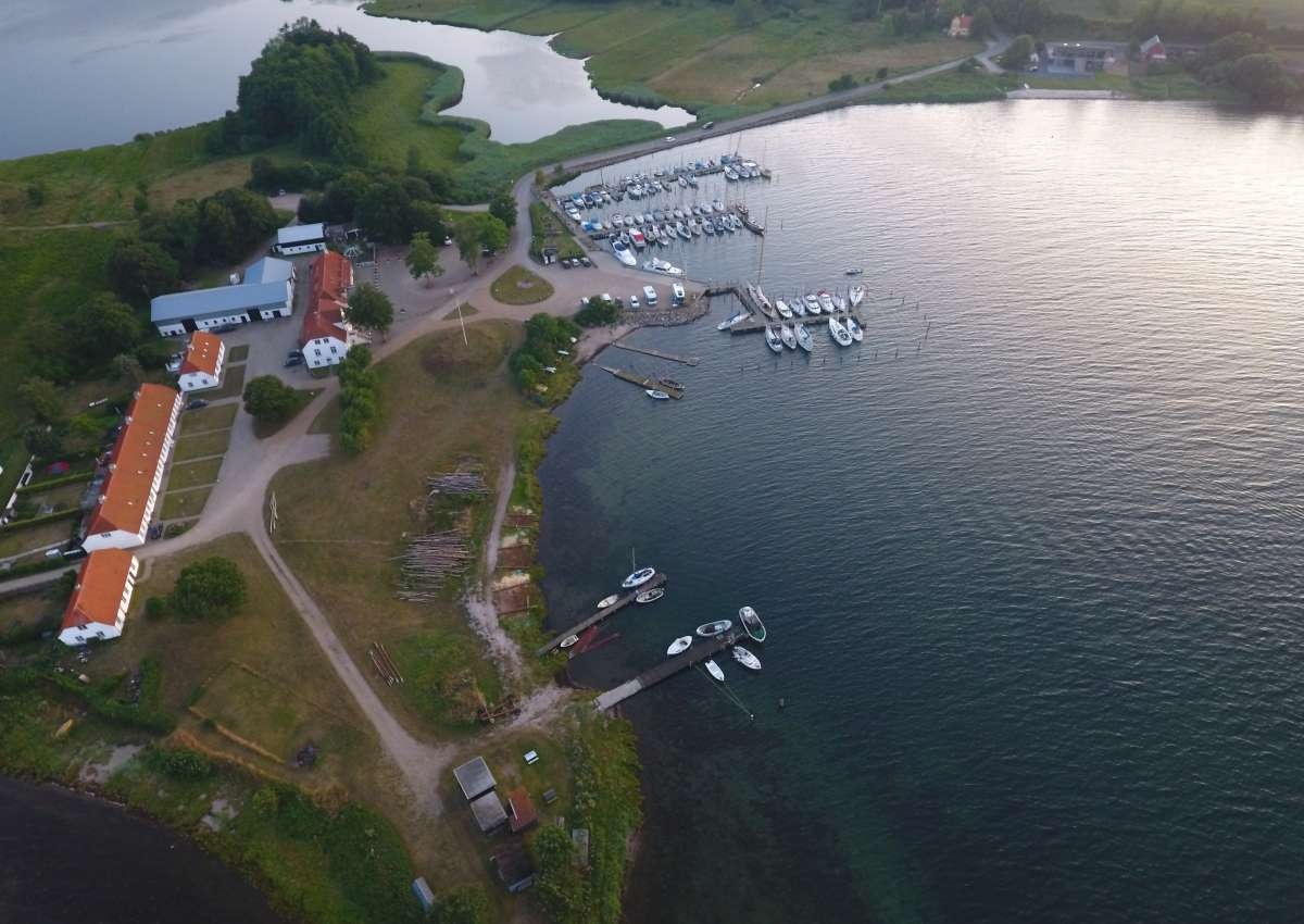 Kalvø (Genner Bugt) - Hafen bei Kalvø