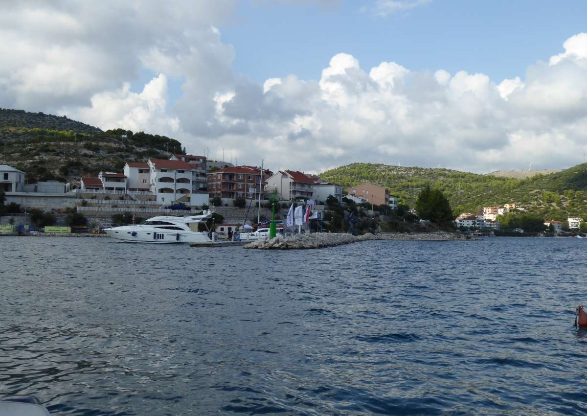 Marina Agana - Hafen bei Hafen