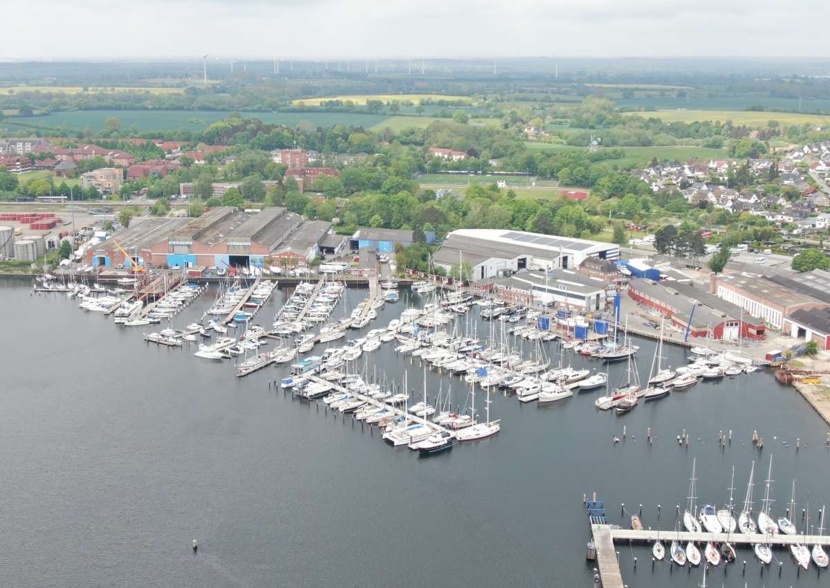 Travemünde - Böbs-Werft - Jachthaven in de buurt van Lübeck (Alt-Travemünde / Rönnau)