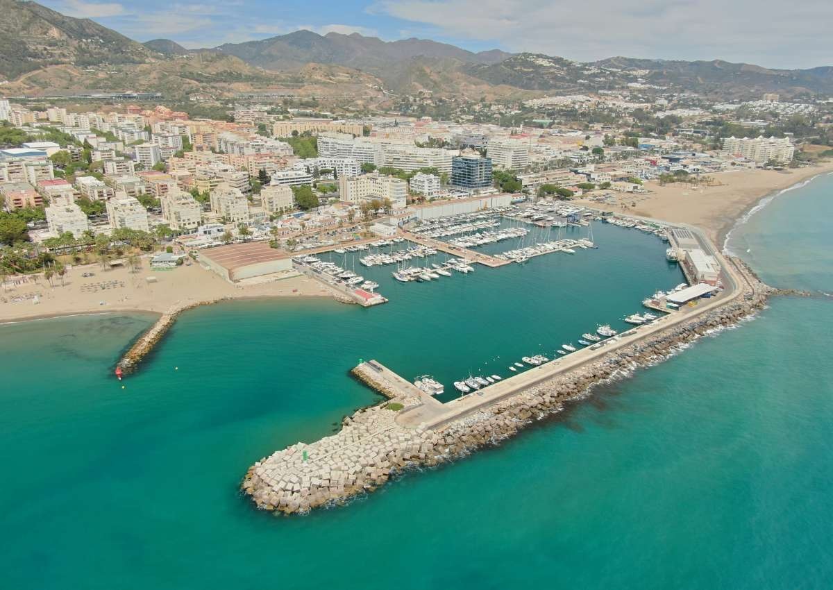 Marina La Bajadilla - Jachthaven in de buurt van Marbella