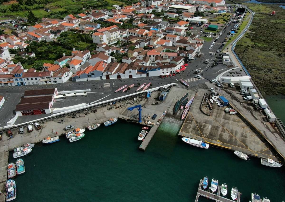 Núcleo de Recreio Náutico das Lajes do Pico - Hafen bei Lajes do Pico