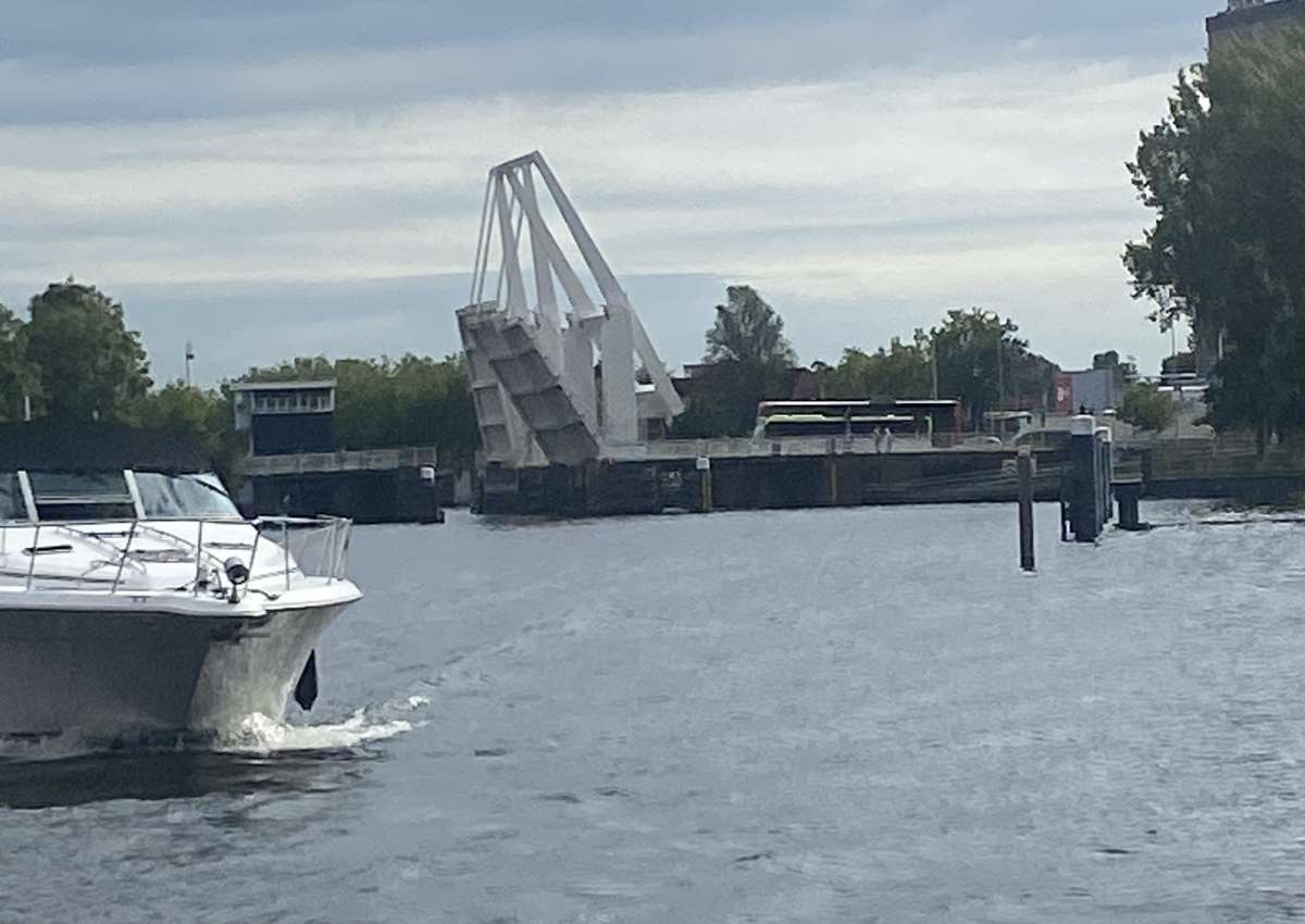 Buitenrustbrug - Brücke bei Haarlem