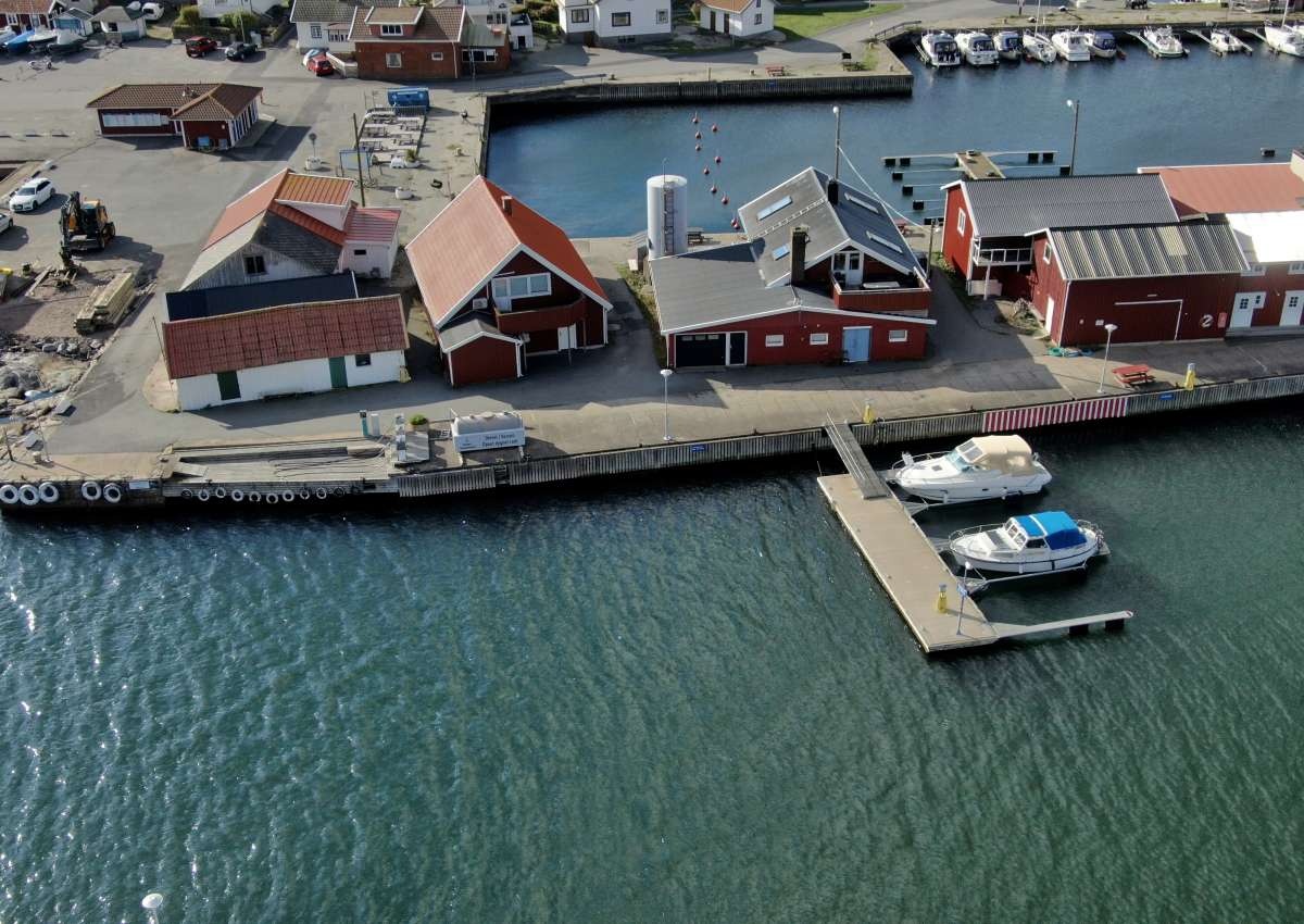 Källö Knippla - Jachthaven in de buurt van Källö-Knippla